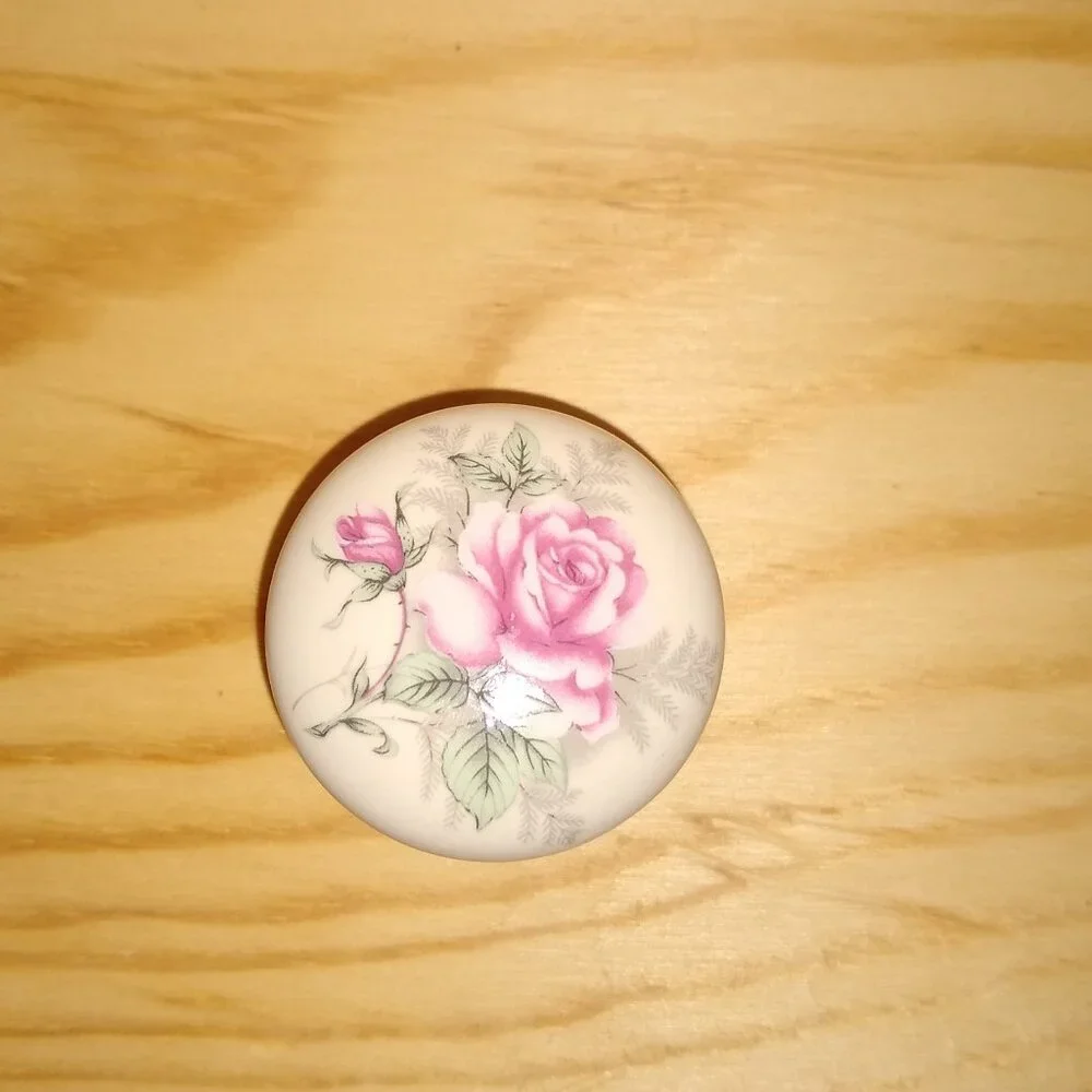 Decorative wooden Wall shelves flowers Knobs x 2